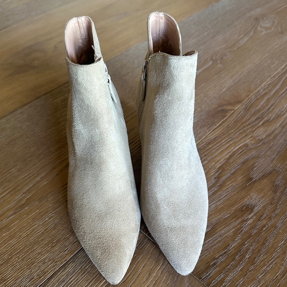 Cole Haan Elyse Suede Bootie Taupe Size 5 NEW - Picture 3 of 13